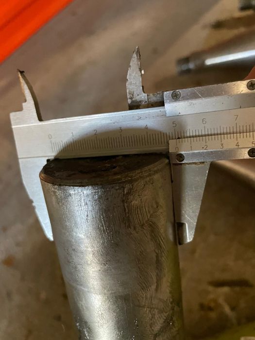 Używana oryginał Claas zwrotnica lewa Claas Mega piasta 694207