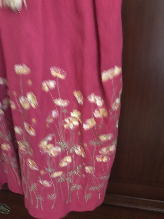 Продам вишиту сукню