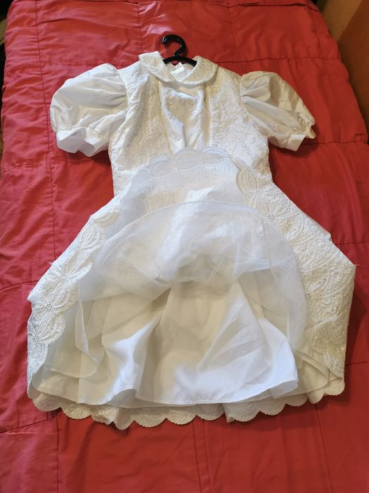 Vestidos de comunhão.