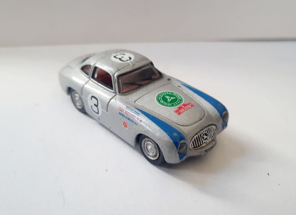 Miniaturas auto 1/72