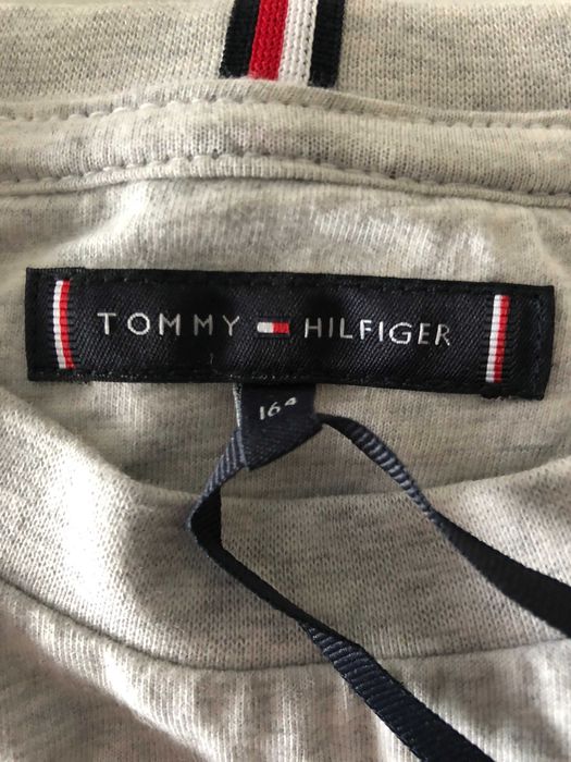 Novo - Camisola - Tommy Hilfiger - 16 anos