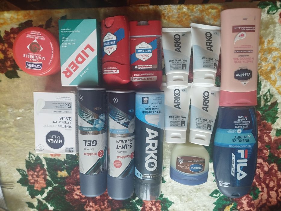 Великий набір чоловічої косметики Nivea, Old Spice, Arko, Fila
