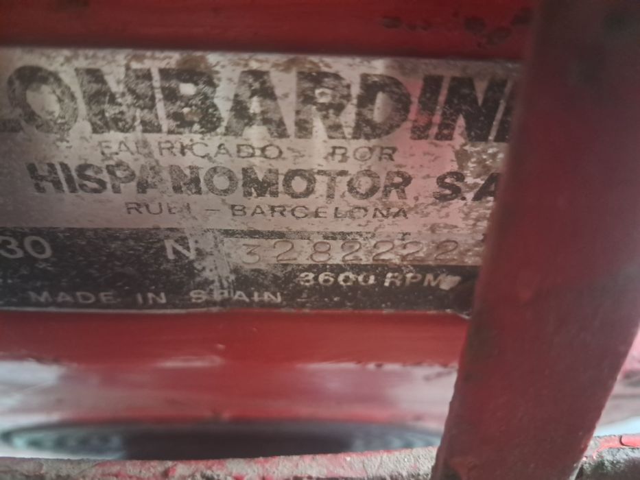 Motocultivador  com pente