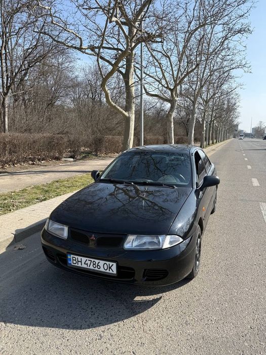 Продам Mitsubishi Carisma 1997