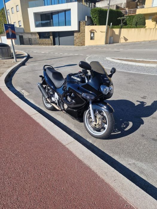 Suzuki gsx 750 f