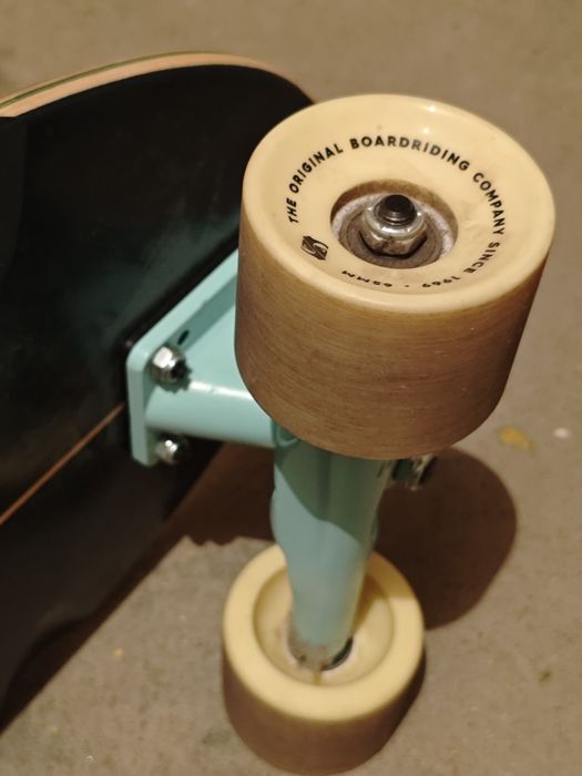 Deskorolka  QUIKSILVER SURFSKATE stan bdb
