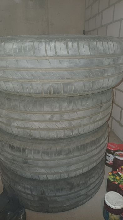 Sprzedam opony  letnie 185/65r15 z 2021r