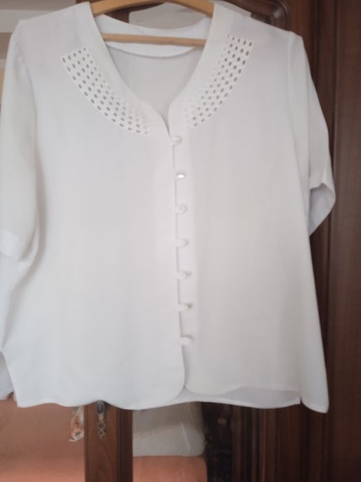 Bluzka biała rozmiar 44