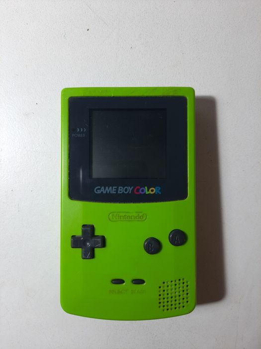 Gameboy color + pokemon silver