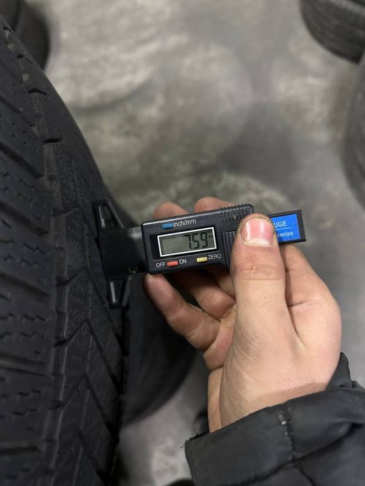 Автошини зимові Continental 205/55/17 (2шт) Резина,Колеса,Гума,Скати,