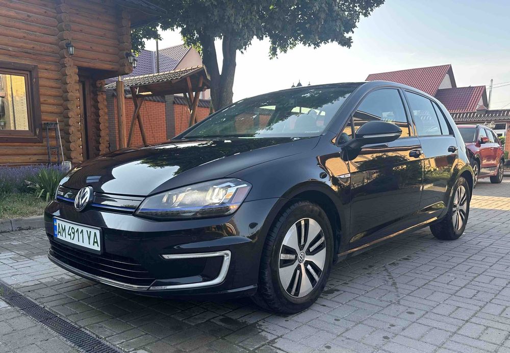 Volkswagen Golf E Premium Plus повний фул свіжа  2016 р.в.