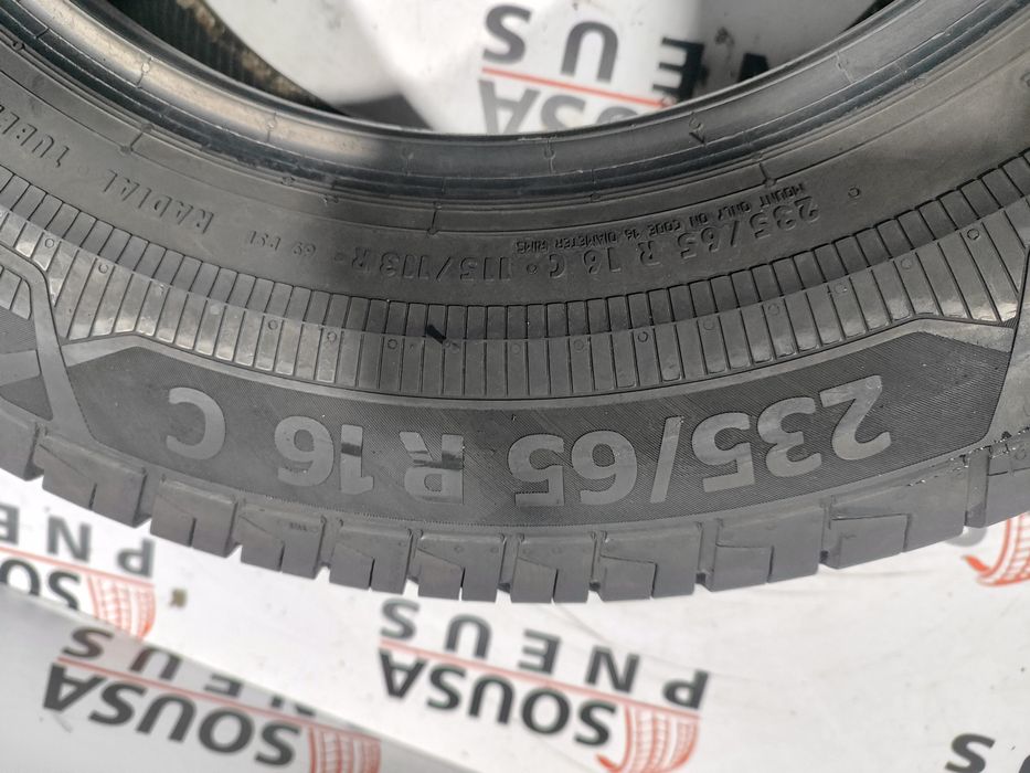 2 pneus semi novos 235-65R16C Continental-  Oferta dos Portes