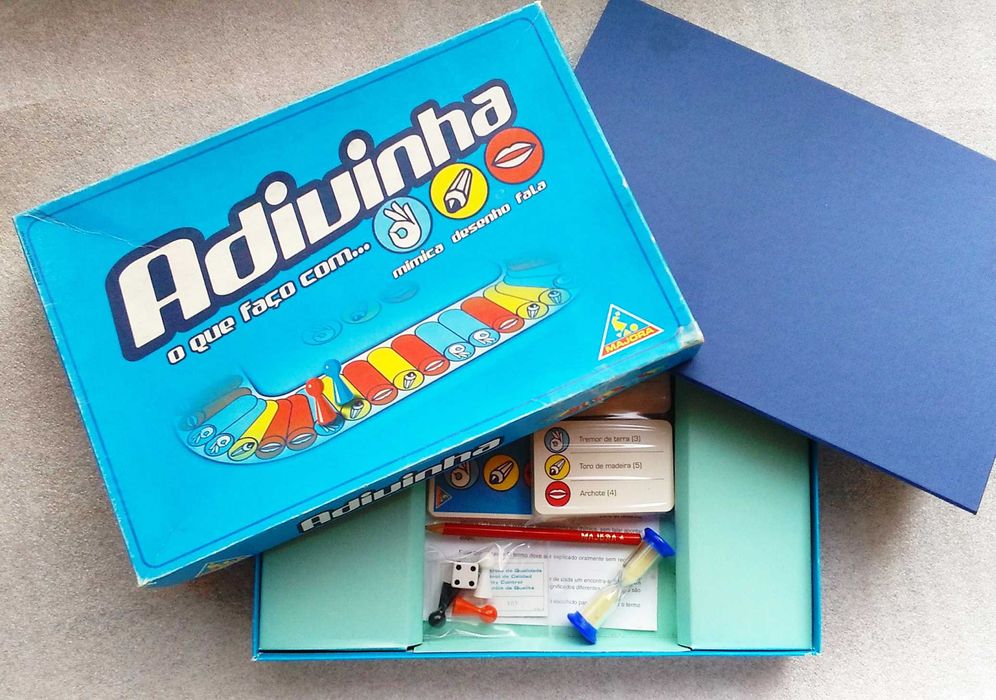 Interessante Jogo "Adivinha o que faço com..." da Majora ~ Anos 2000