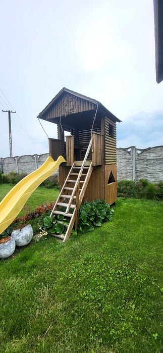 Sprzedam domek dla dzieci do ogrodu ze zjeżdżalnią