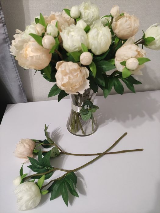 Штучні квіти півонії колір білий, шампань
