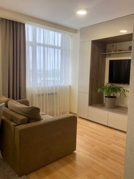 Здається в оренду 2-к квартира-студія в ЖК Smart House