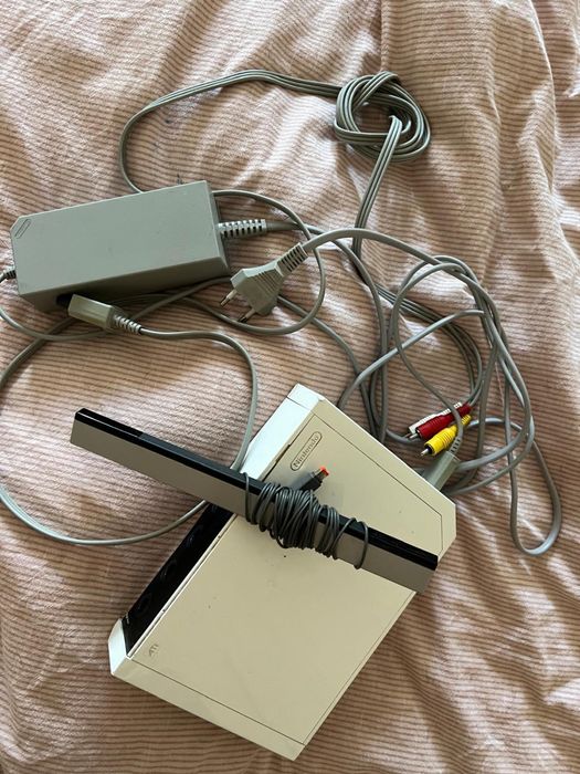 Wii com plataforma e jogos