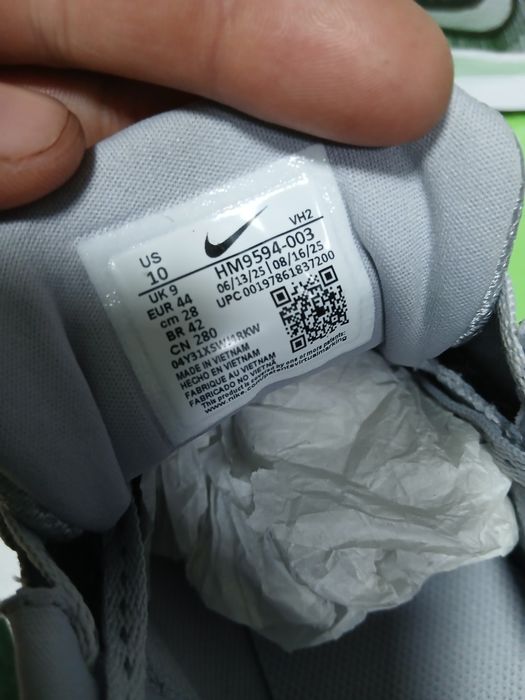 Чоловічі кросівки для бігу Nike Run Defy HM9594-003
