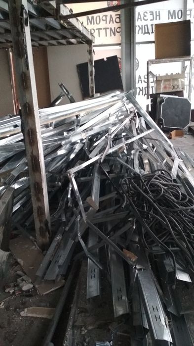 Металобрухт, ЗДАТЬ 5.4грн/кг, Металолом вивіз.