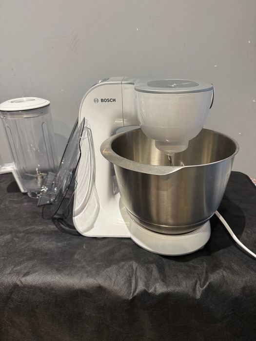 Продам кухонний комбайн стан нового