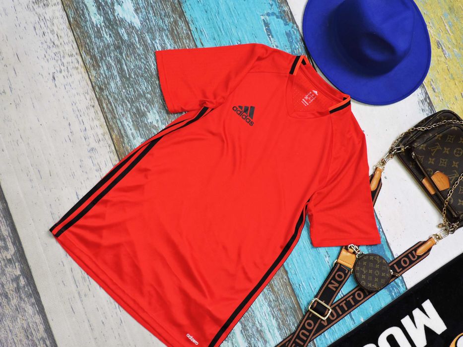 Adidas Oryginalny męski t shirt active XS