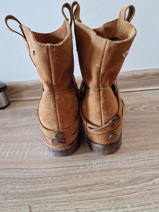 Botki zamszowe damskie Venezia 39