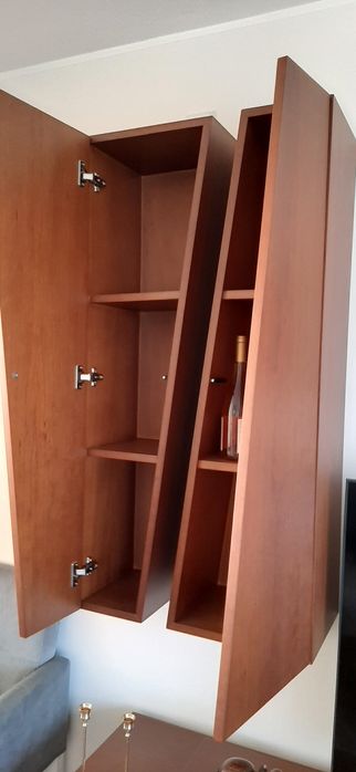 2 Moveis de parede tv