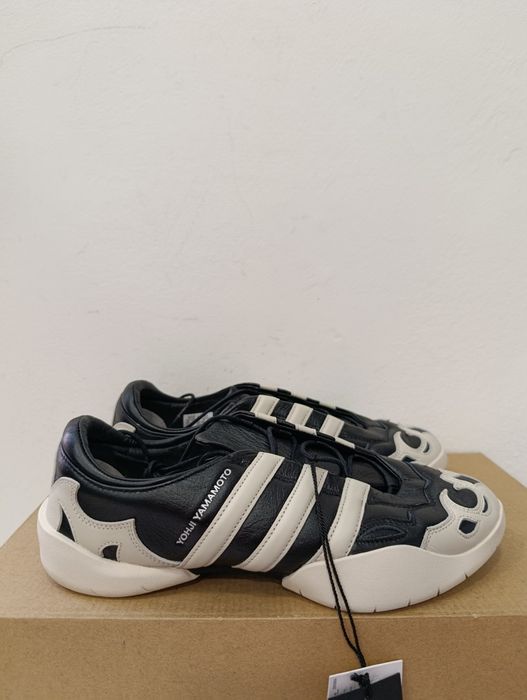 Adidas Y-3 REGU 2002 JR3600 rozmiar 40 2/3