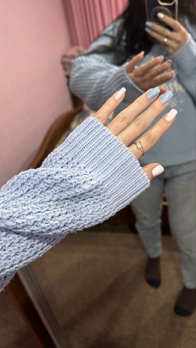 Свитер зимний красивый голубой