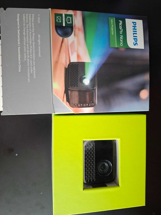 PicoPix Nano (Projetor portátil)