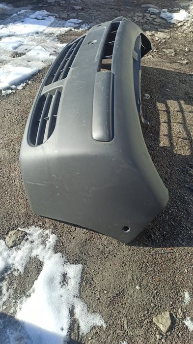 Передній бампер трафік