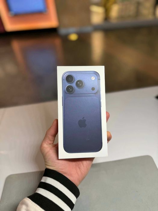 !NOWY!/iPhone 17 Pro 512GB e-SIM/gwarancja 24 msc/ZŁOTE TARASY