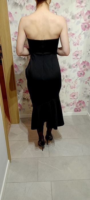 Elegancka czarna sukienka M studniówka