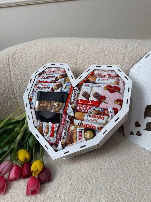 Подарункові бокси до Новорічних свят з доставкою по Україні