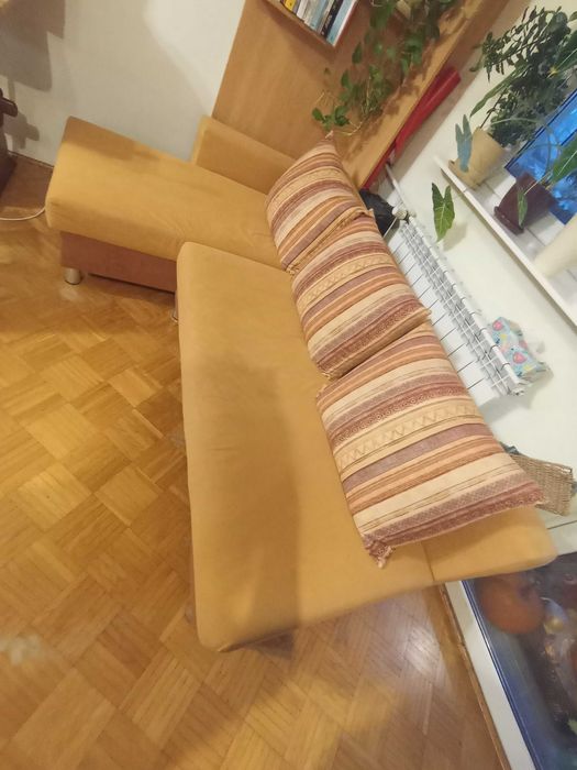 kanapa sofa narożnik rozkładany z funkcją spania 130 x 210 cm