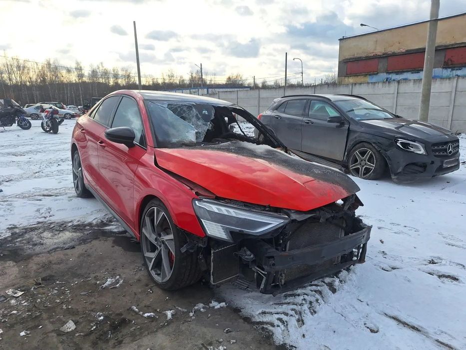 Audi S3 Salon S3 4x4 310 KM uszkodzona
