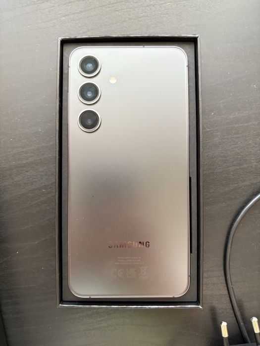 Samsung S24 + Capa