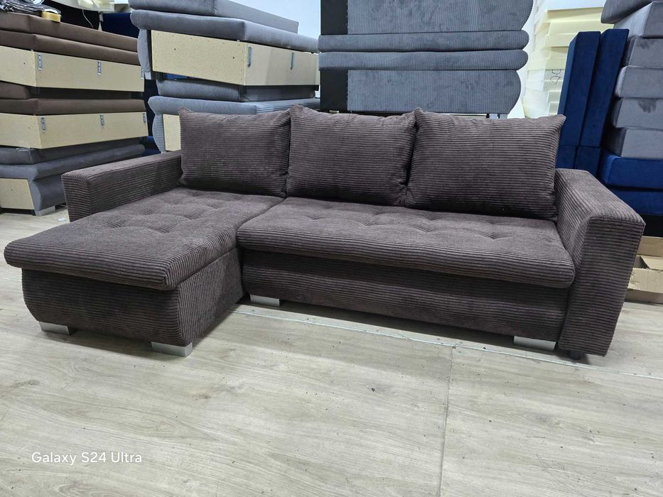 Sofa HUGO w miękkiej tkaninie POSSO - prosto od producenta