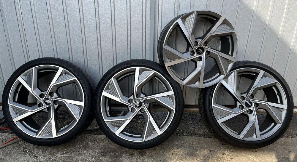 FELGI 5X112 19 8,0JX19 ET 49 8y0601025 q FELGI AUDI A3 8Y AUDI SPORT *