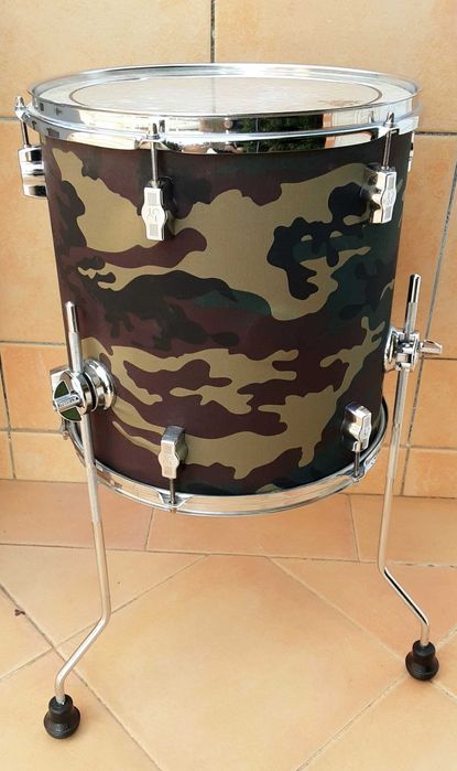 Bateria Sonor Force 1005/507 10 Madeiras + Hardware + Extras - 850€