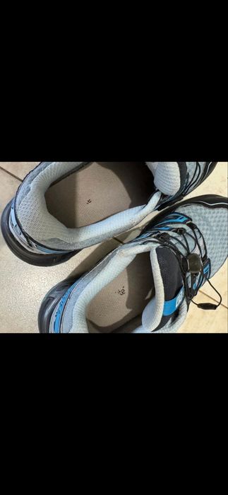 Solomon кросівки