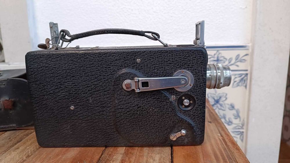 Maquina Ciné Kodak antiga