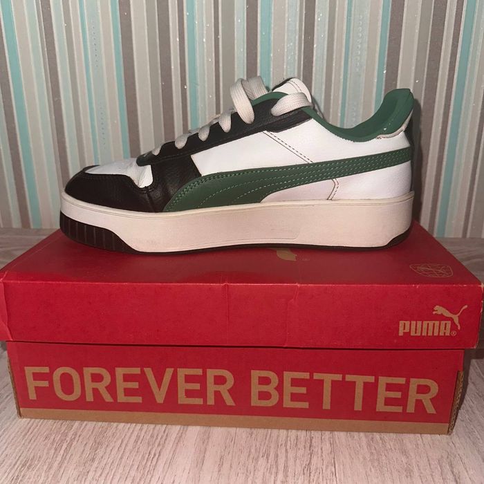 Кросівки "Puma Carina Street"