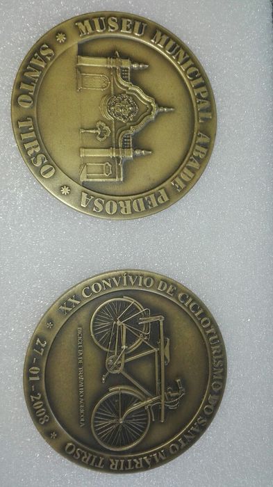 Medalhas em bronze