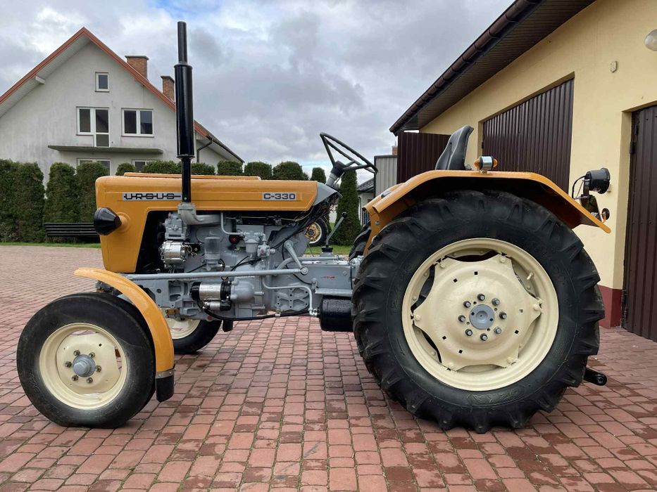 Ursus  c 330   c 335