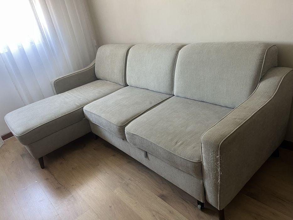 Sofa cama chaise long com bau