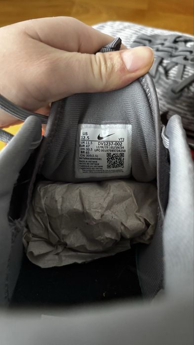 Buty sportowe Nike, męskie, nowe