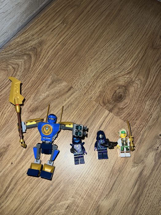 Лего ніндзяго повний коплект з чотирьма фігурками