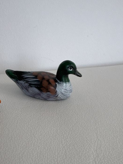 Ceramiczne figurki kaczek recznie malowane