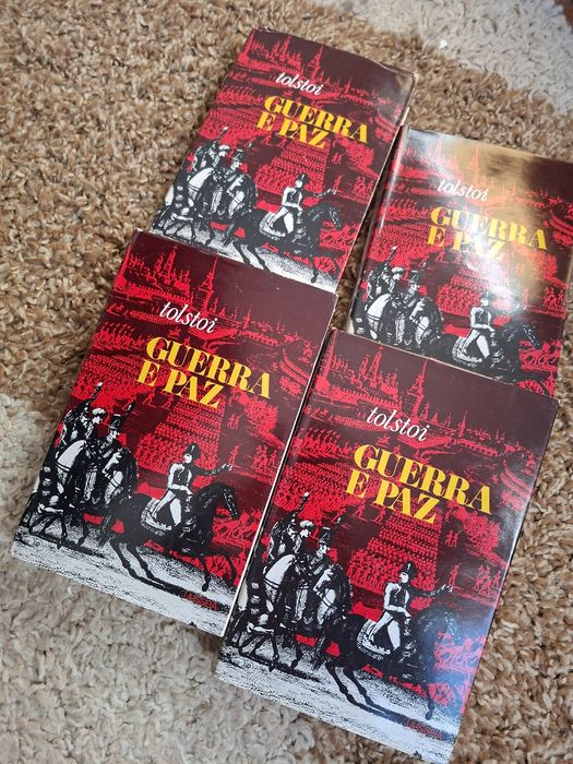 Guerra e Paz de Leon Tolstoi completo quatro volumes